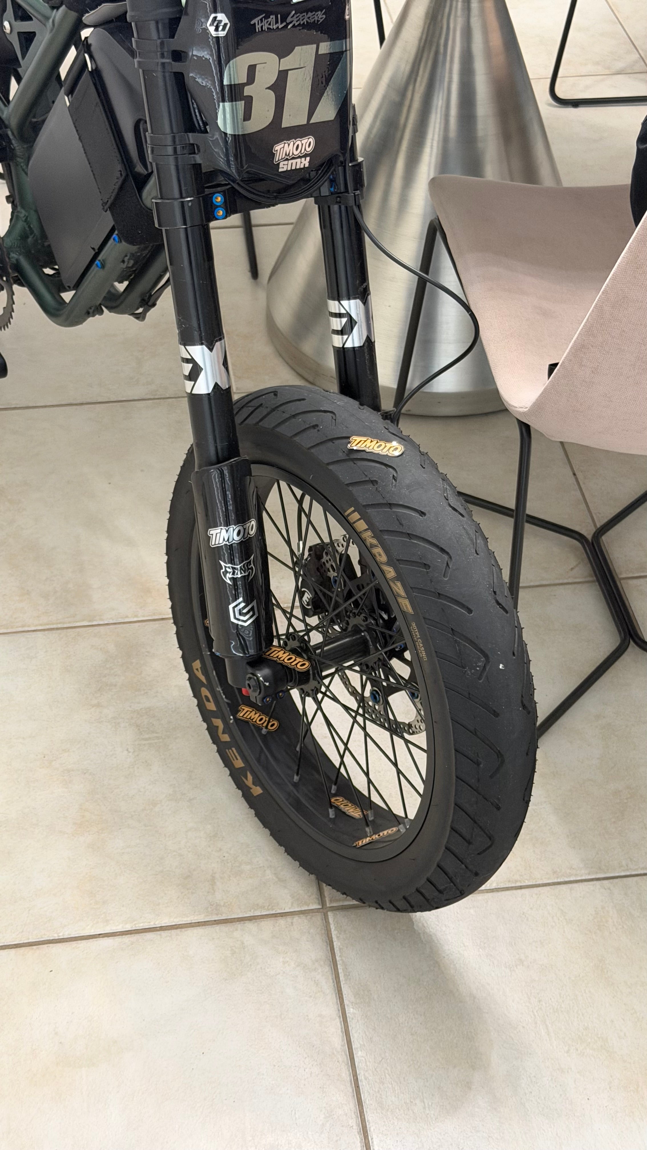 Kenda Kraze 20x4.25 (Single) – Moon Worx