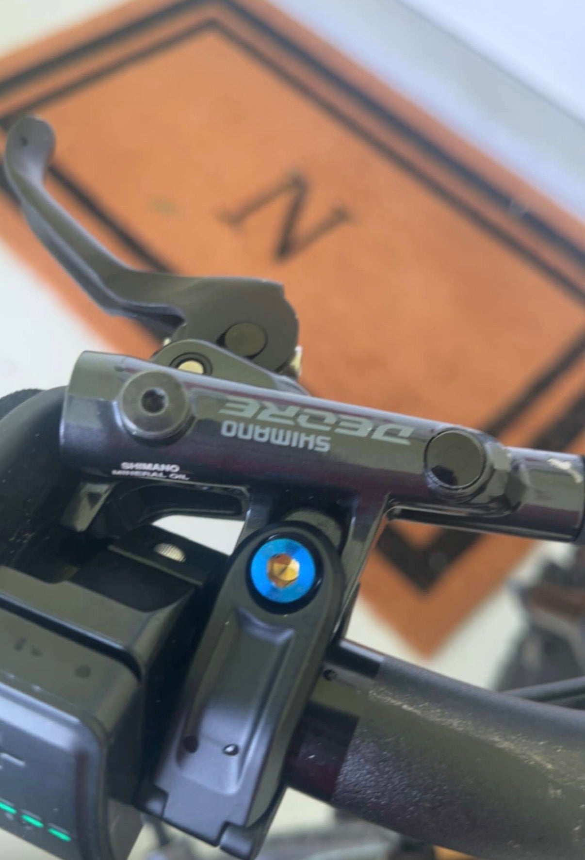 Shimano, Hopetech Lever Titanium Bolt