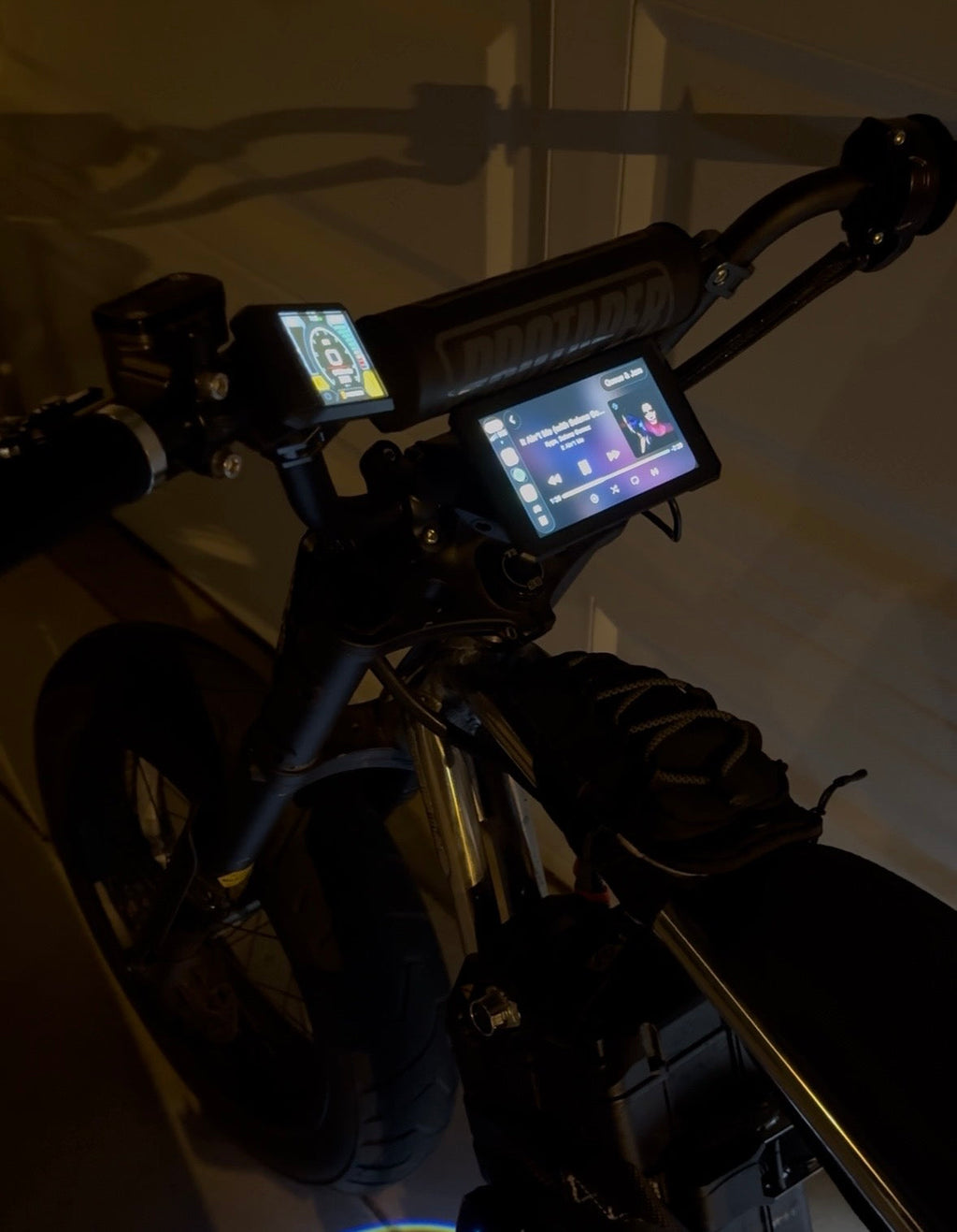 All Bike Apple Carplay
